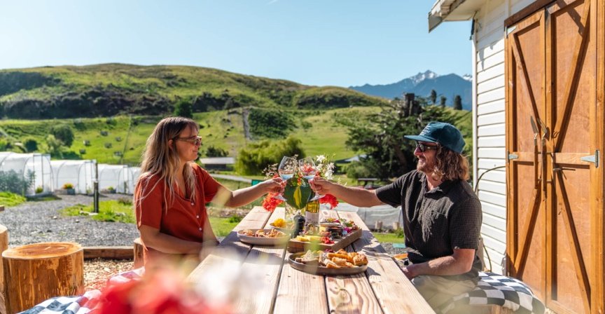 Alt text: RealNZ 10% discount for Walter Peak Eco Experience on the Spirit of Queenstown - in partnership with GO Rentals