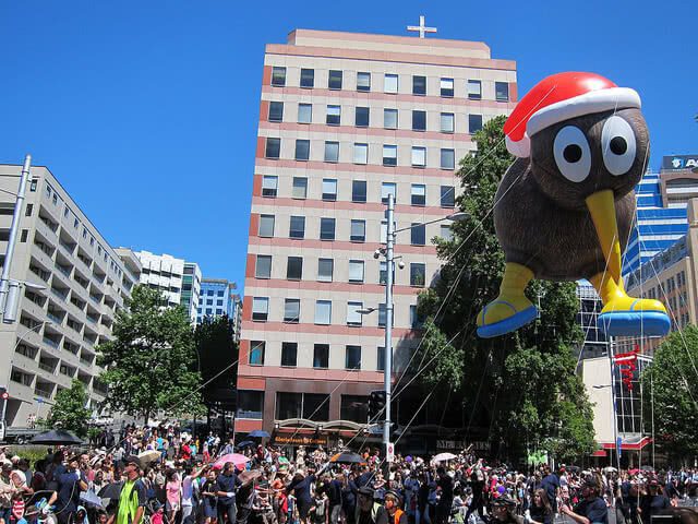 Auckland Santa Parade - UCFFool Flickr