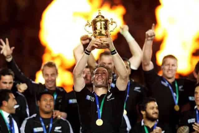 Image of All Blacks captain Richie McCaw lifting the 2011 Rugby World Cup