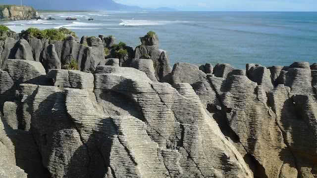 Image of the pancake shaped Punakaiki Rocks on the West Coast
