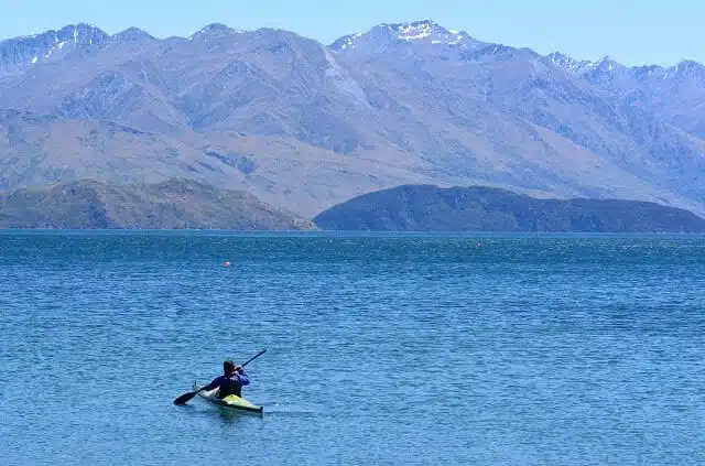 Image of a man kayaking on Lake Wanaka