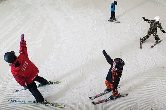 Ski lessons at Snow Planet in Auckland. Photo credit: snowplanet.co.nz