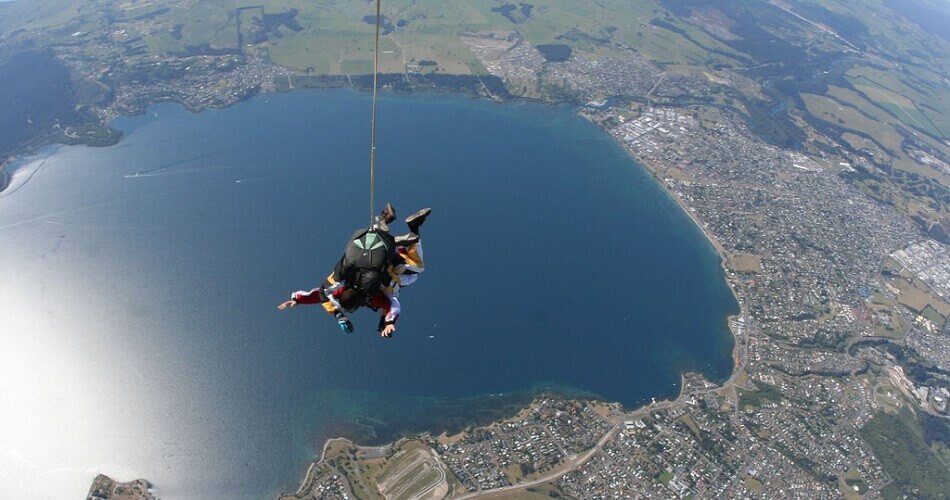 Tandem skydive in Taupo