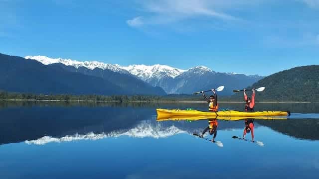 Kayaking on one of the mirror lakes near Franz Josef. Image credit: Glacier Country Kayaks