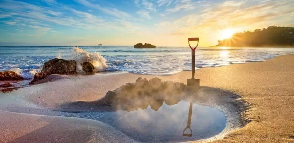 Beaches-Hot-Water-Beach