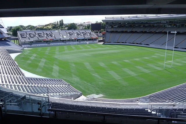 tours of eden park