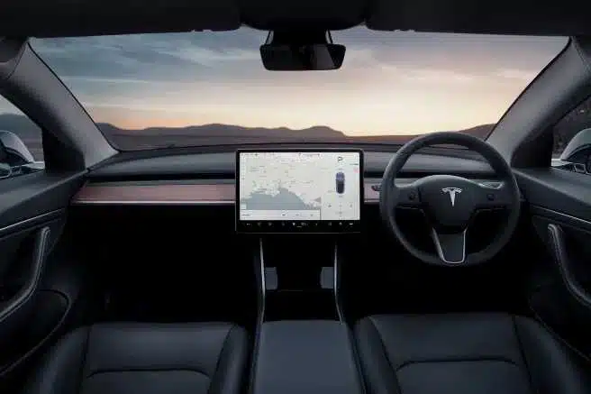 Tesla Model 3 Visibility